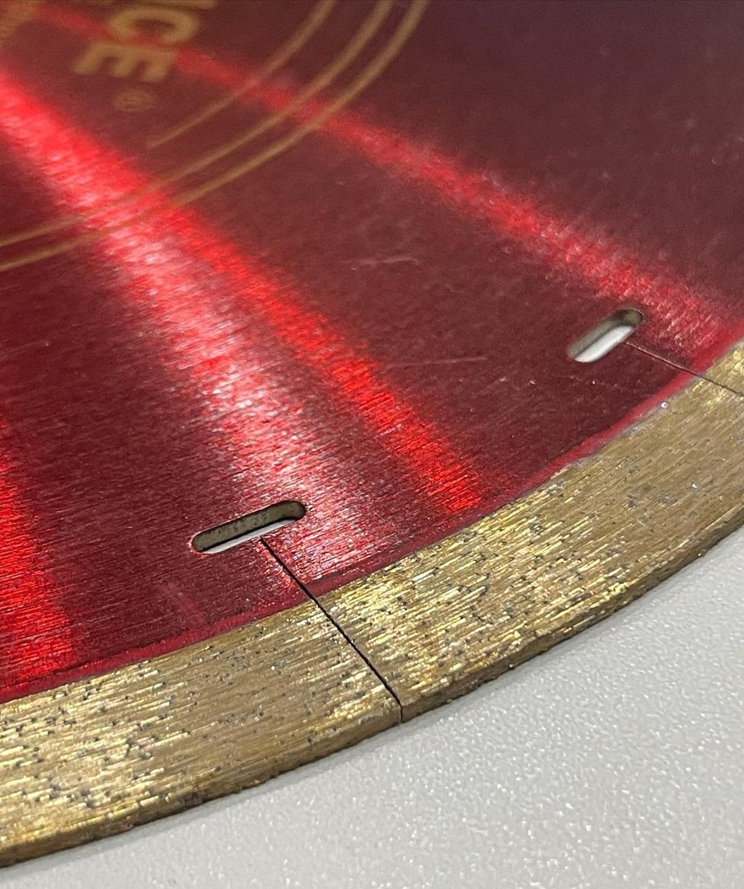 دیسک برش 300 پانیک قرمز